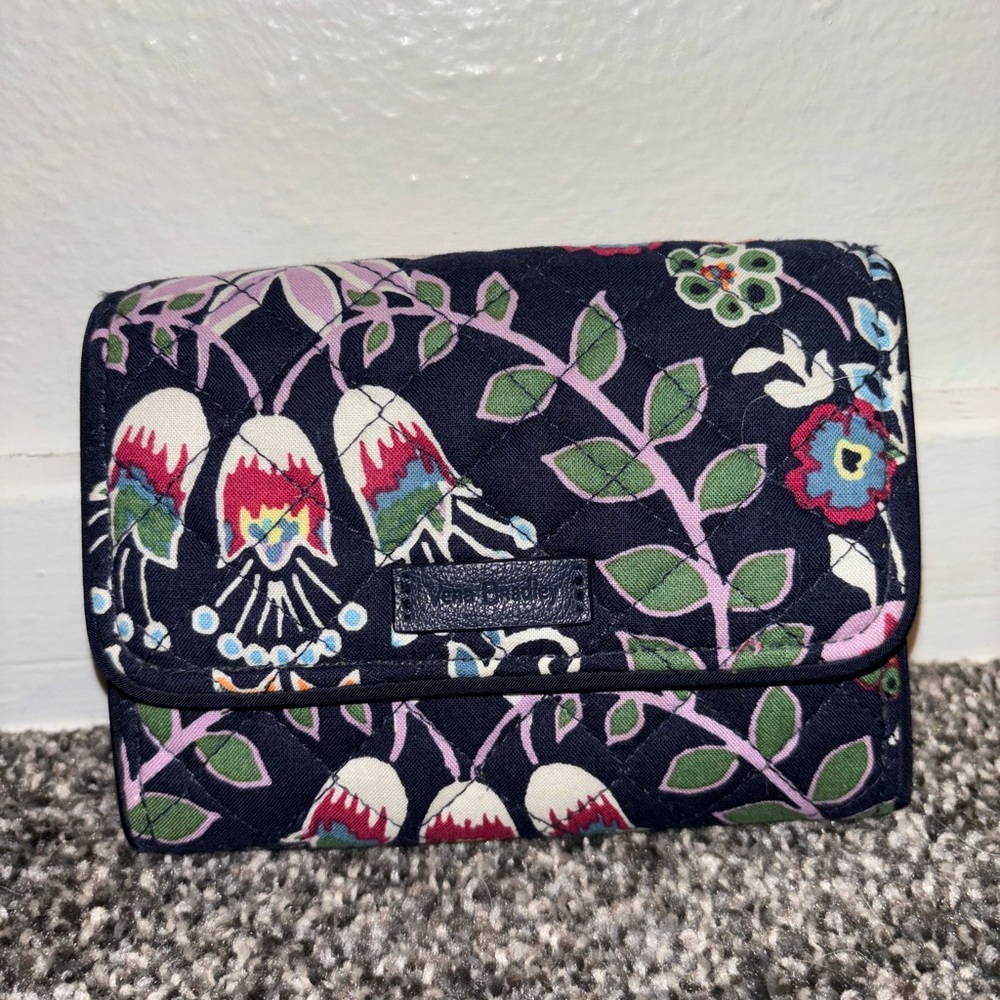 Vera Bradley Fox Forest RFID Riley Wallet